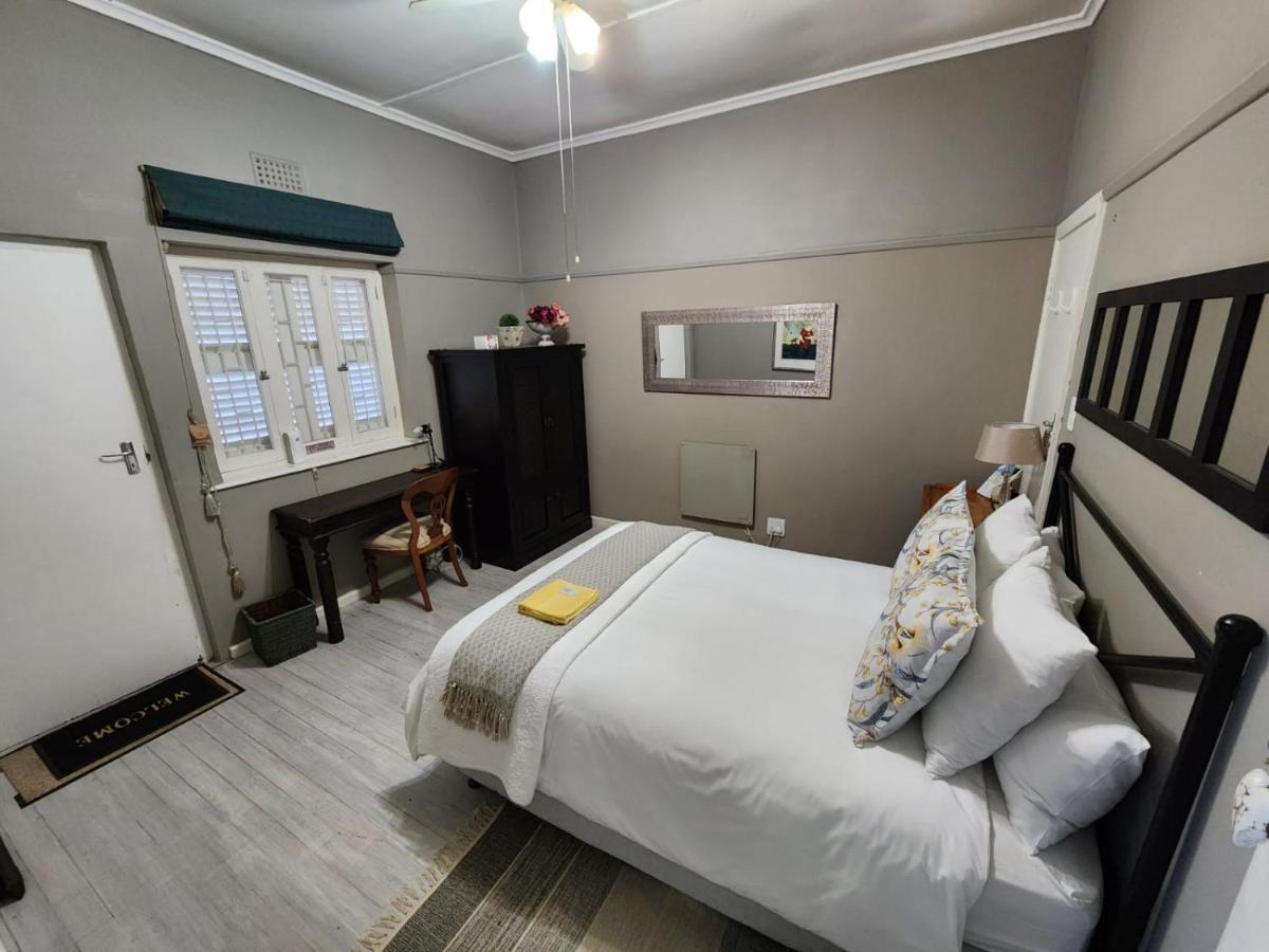 Peony Luxury Room With Wifi And Own Entrance Стеленбош Екстериор снимка